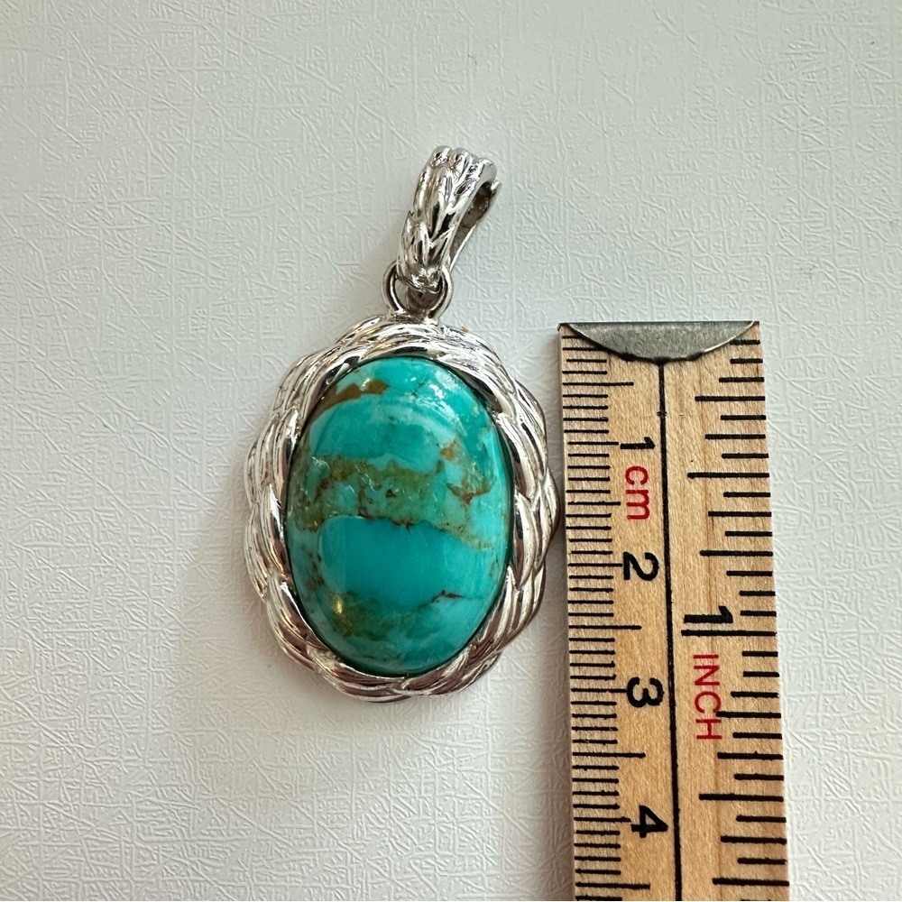 Silver and Turquoise Western Style Pendant - Picture 4 of 7